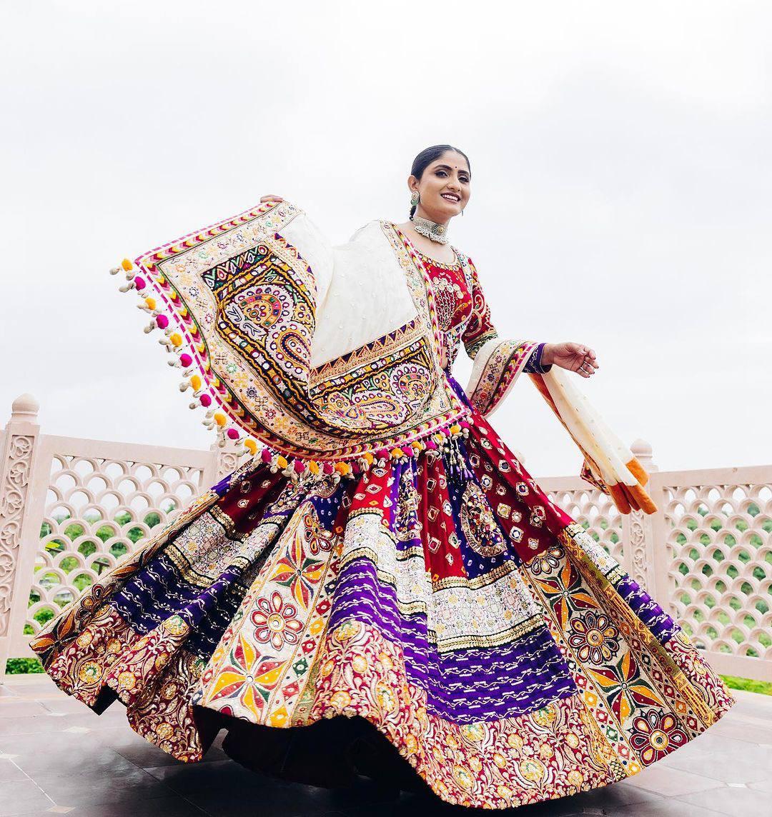 Purple & Red Bandhani Patchwork Kutchi Mirror Work Designer Chaniya Choli Se