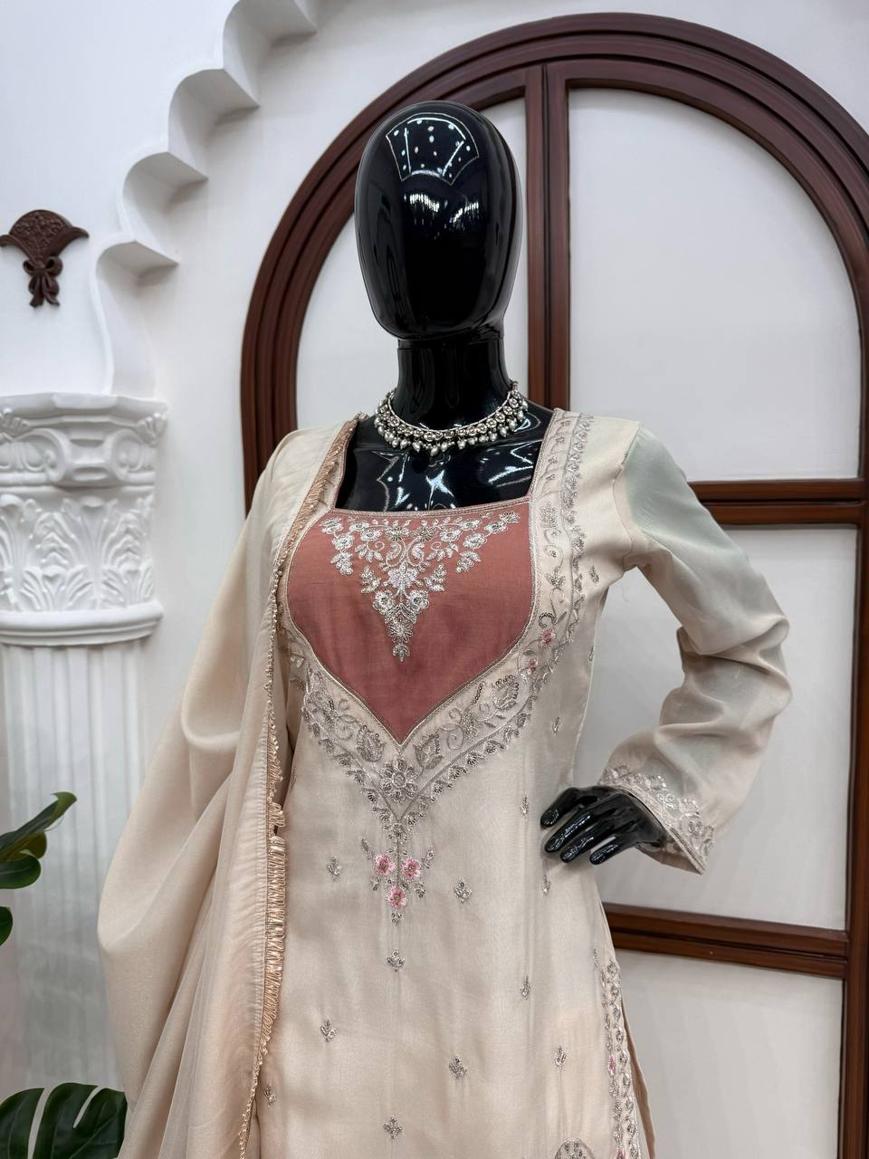 Premium Simmer Fabric Pakistani Suit Party Wear Salwar Kameez