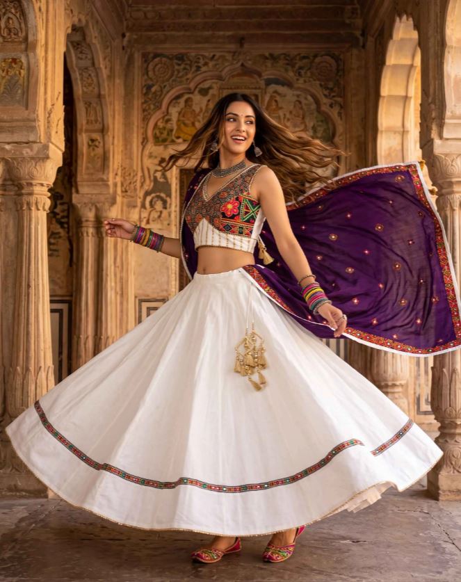 1405 White Cotton Chaniya Choli Kutchi Work
