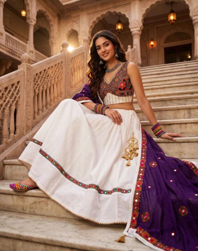 1405 White Cotton Chaniya Choli Kutchi Work