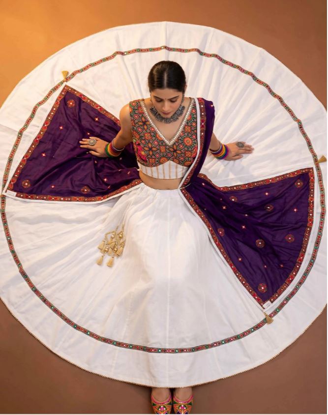 1405 White Cotton Chaniya Choli Kutchi Work