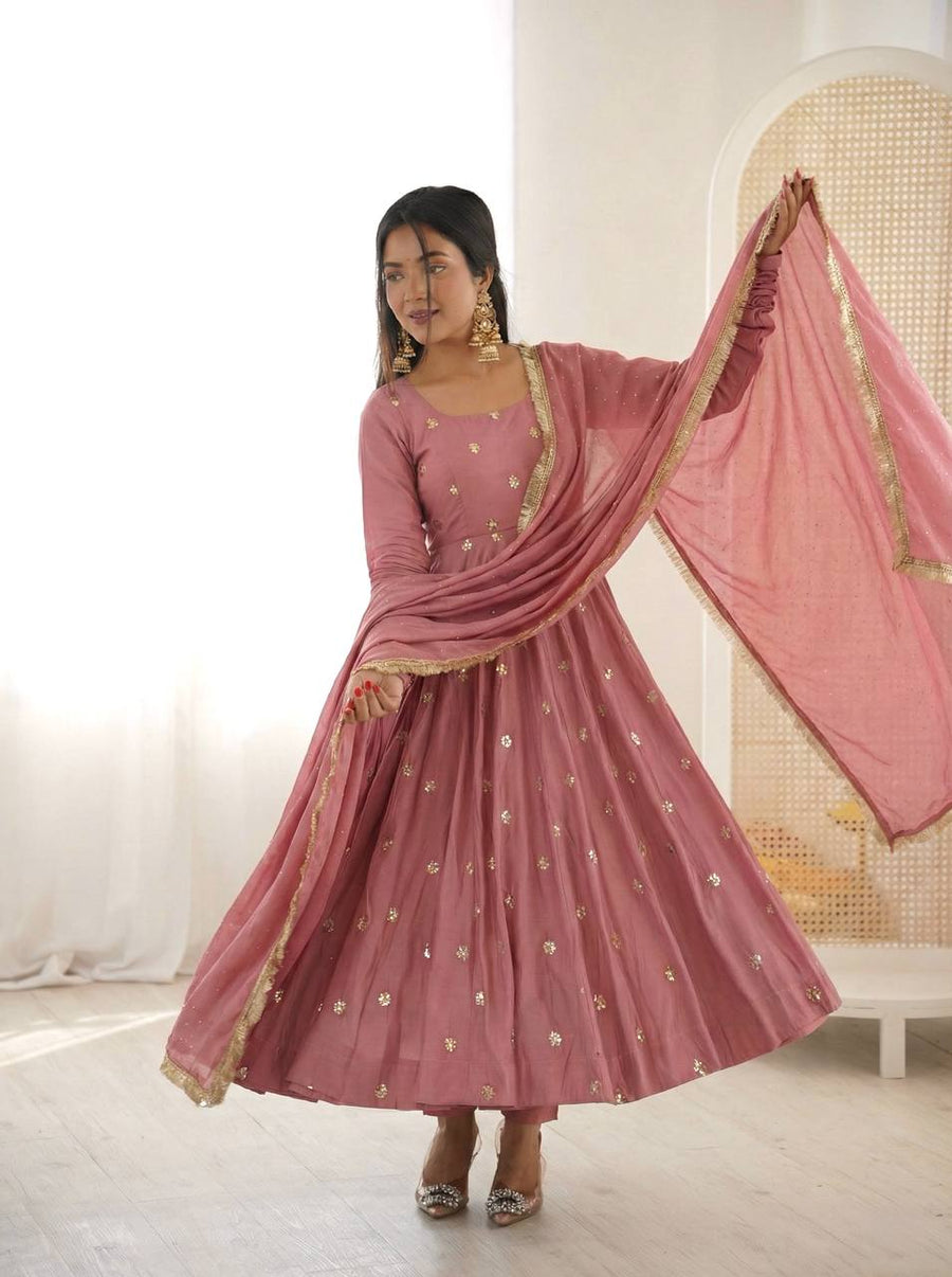 Ravelya Roman Silk Flair Suit Set